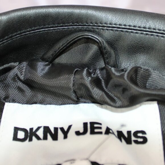 NEW DKNY Black Faux Leather Moto Jacket – Belted Waist, Asymmetrical Zip Size M - Picture 15 of 16